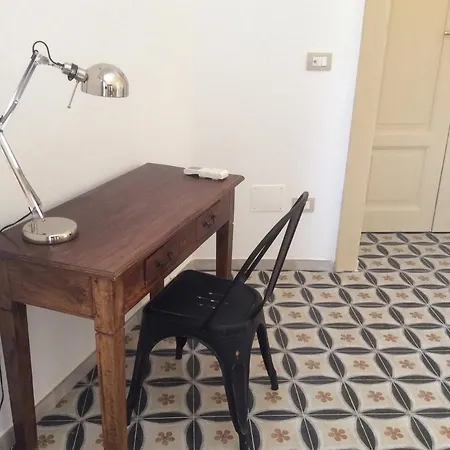 Charme In Centro - Tourist Guest house