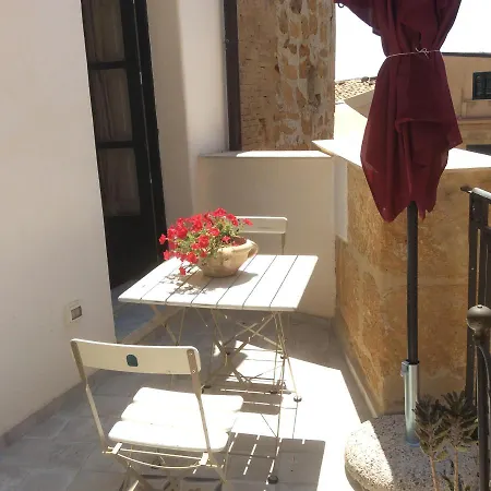 Πανσιόν Charme In Centro - Tourist