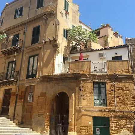 Charme In Centro - Tourist Αγκριτζέντο